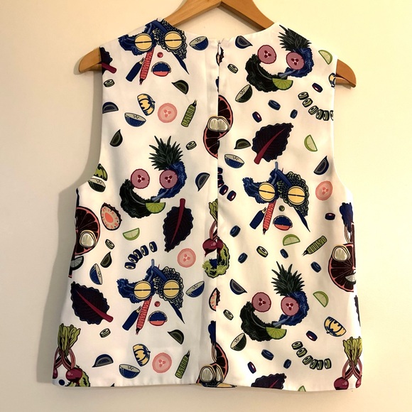 RARE FIND! Opening Ceremony Fruit Face Sleeveless Top in White. Size L - Picture 2 of 13